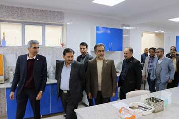 بازدید استاندار از آزمایشگاه مرجع سلامت دانشگاه 98.11.12 